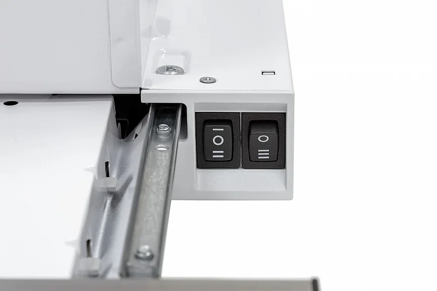 Kamilla 600 dark glass (1 мотор)