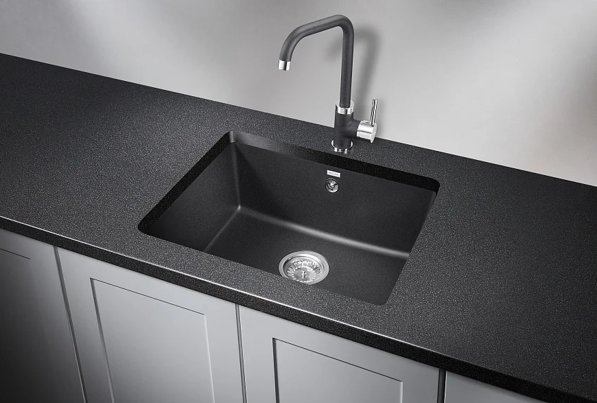 QUADRAT W550-460 1 BLACK